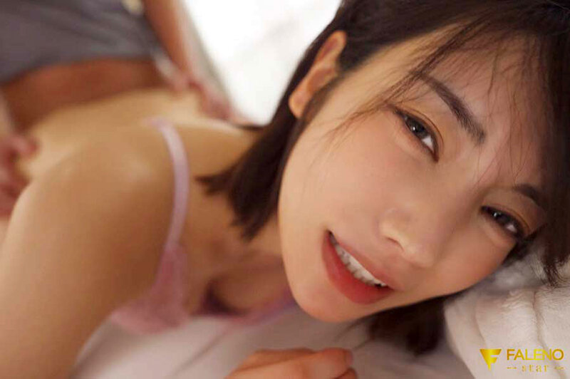 Em ghệ xinh đẹp là idol Jav Karen Kaede